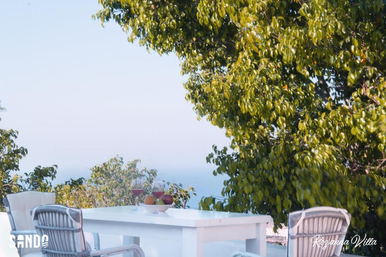 Sando Traditional Cave Villas With Jacuzzi And Sea View Vourvoúlos Zewnętrze zdjęcie