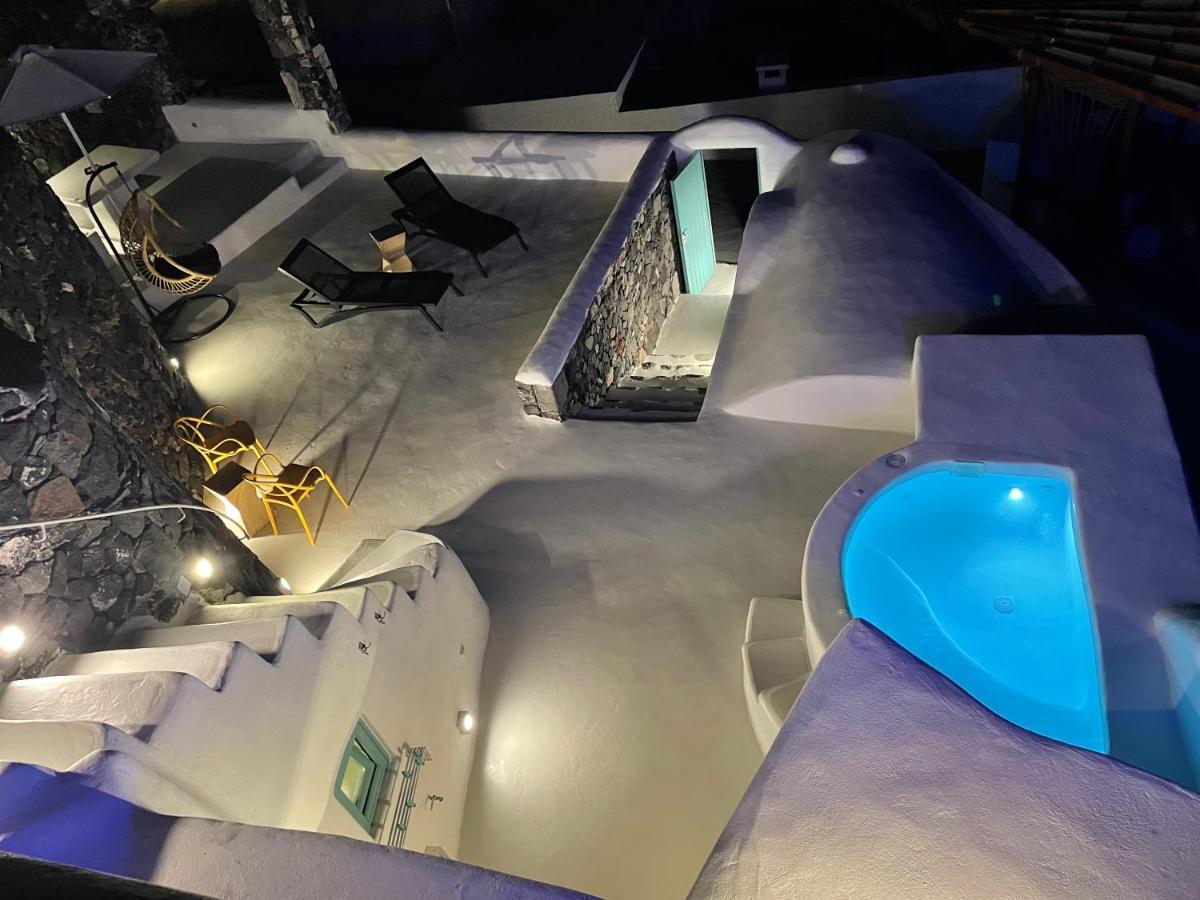 Sando Traditional Cave Villas With Jacuzzi And Sea View Vourvoúlos Zewnętrze zdjęcie