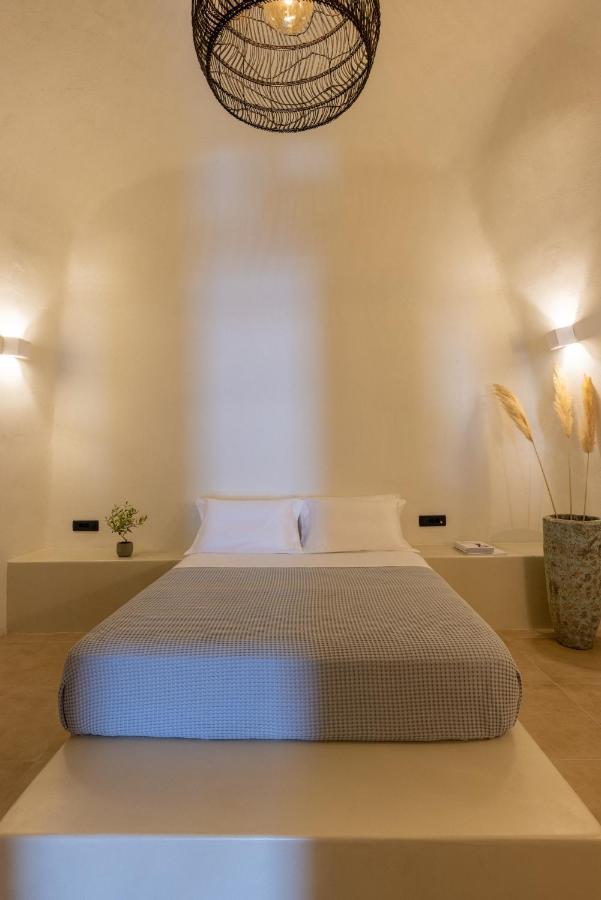 Sando Traditional Cave Villas With Jacuzzi And Sea View Vourvoúlos Zewnętrze zdjęcie
